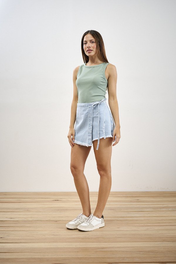 Producto - SHORT POLLERA CON LAZO CNT