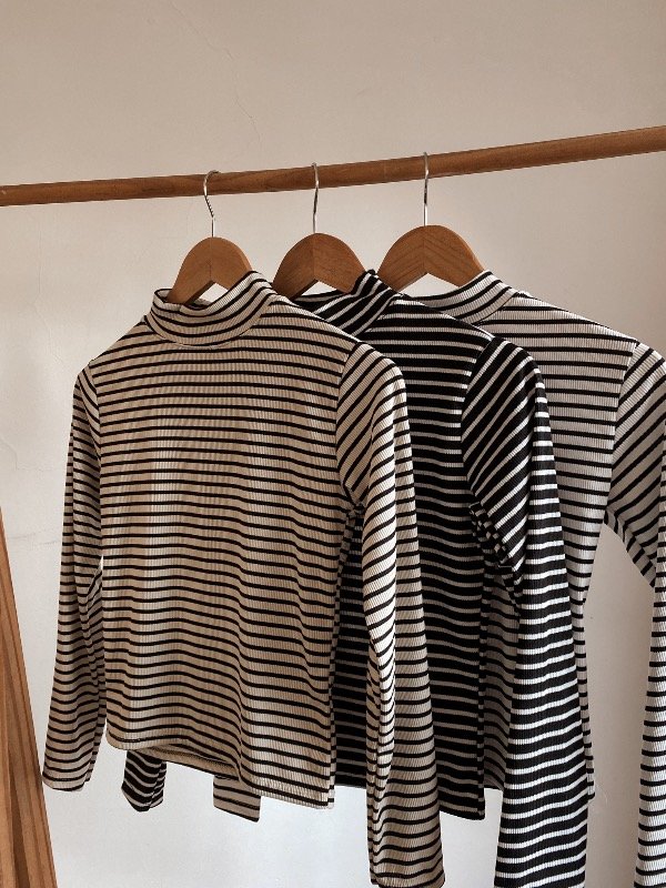 Producto - POLERA RAYADA