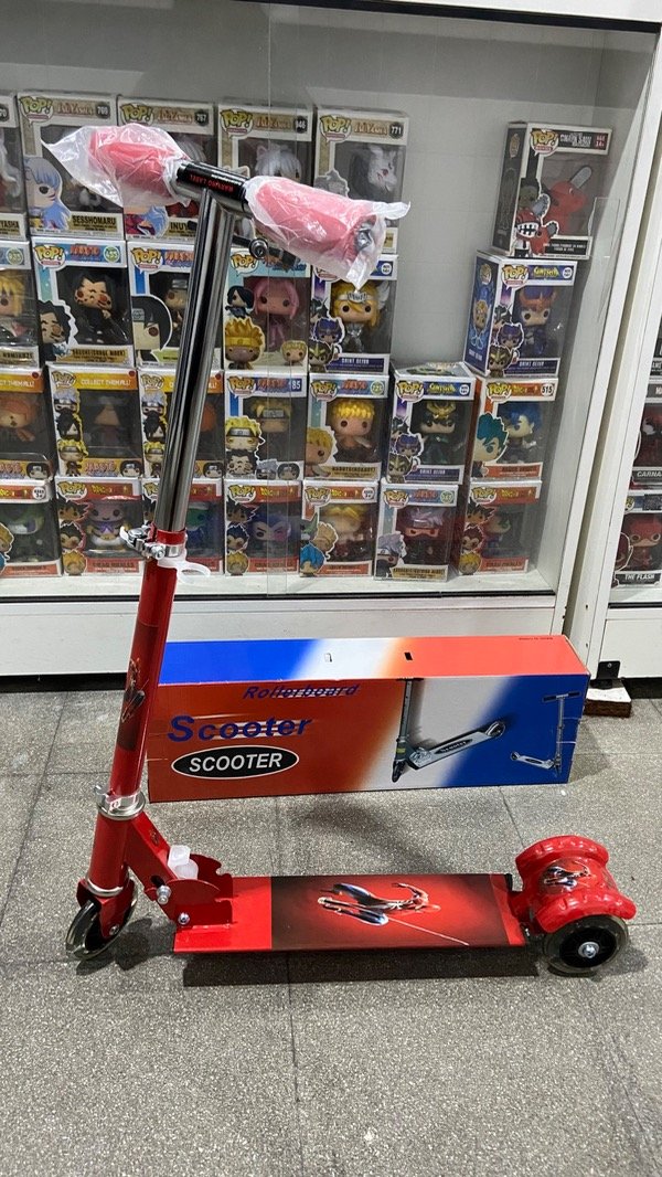 Producto - Monopatin Scooter Spiderman (rueda con luces)