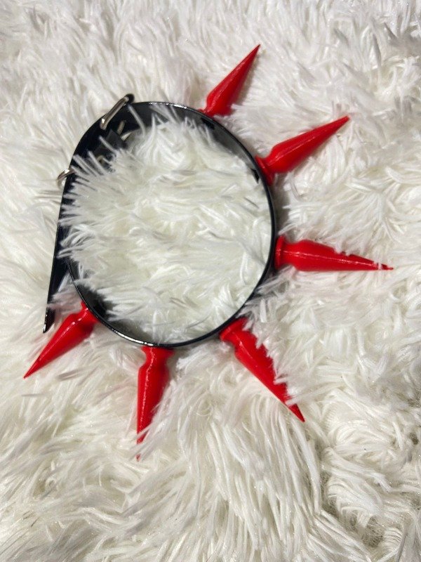 Producto - Choker con púas rojo