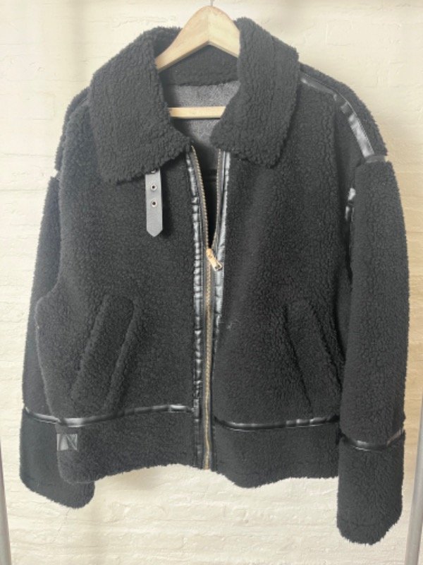 Producto - CHAQUETA CORDERITO