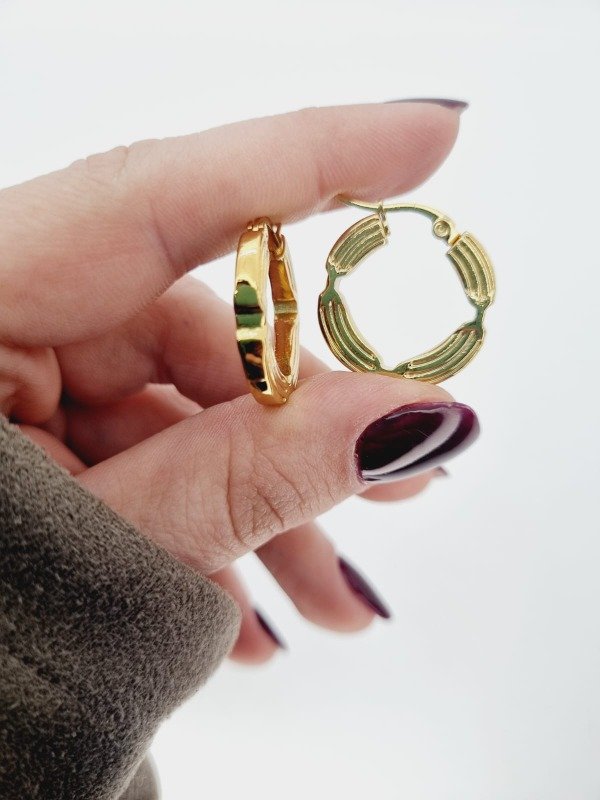 Producto - Aros acero dorado argollita inflada 4 secc text