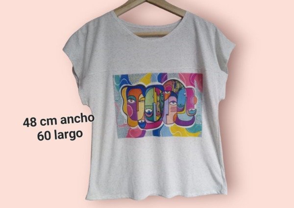 Producto - REMERA CARAS