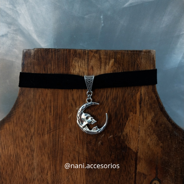 Producto - Choker luna calavera