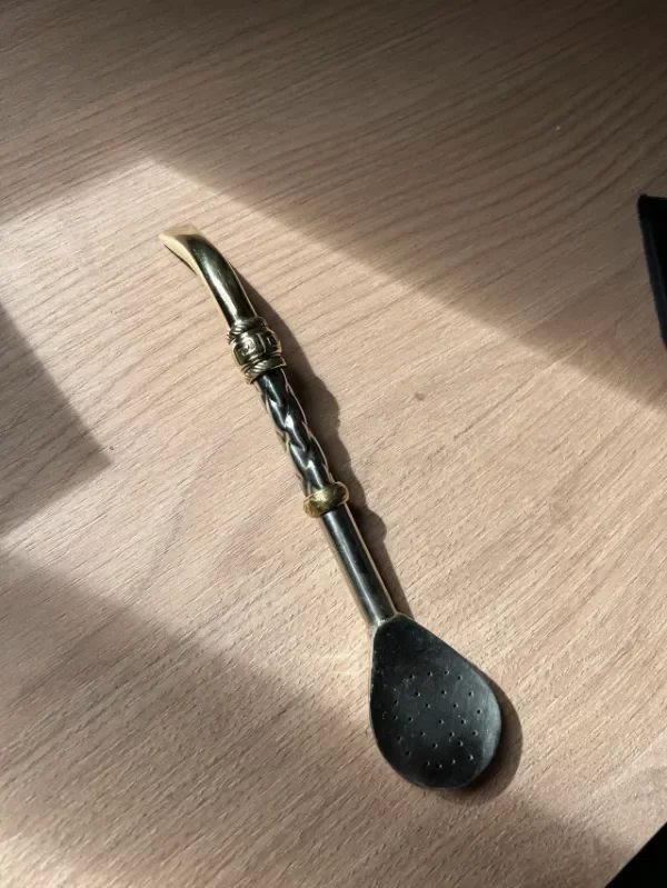 Producto - bombillon alpaca y bronce aros curvo