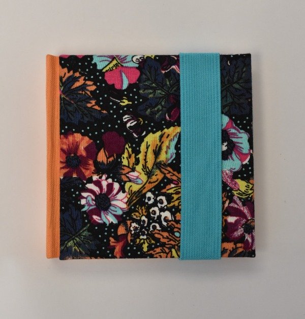 Producto - Cuaderno Flores Nocturnas