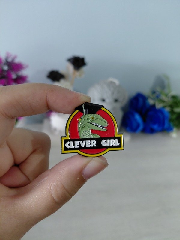Producto - Pin metalizado - Jurassic Park "Clever girl" #1674