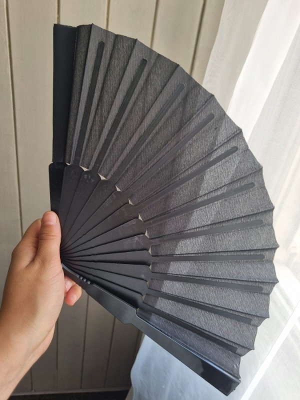 Producto - Abanico negro liso