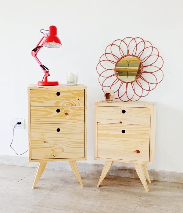 Producto - Mesa de luz retro