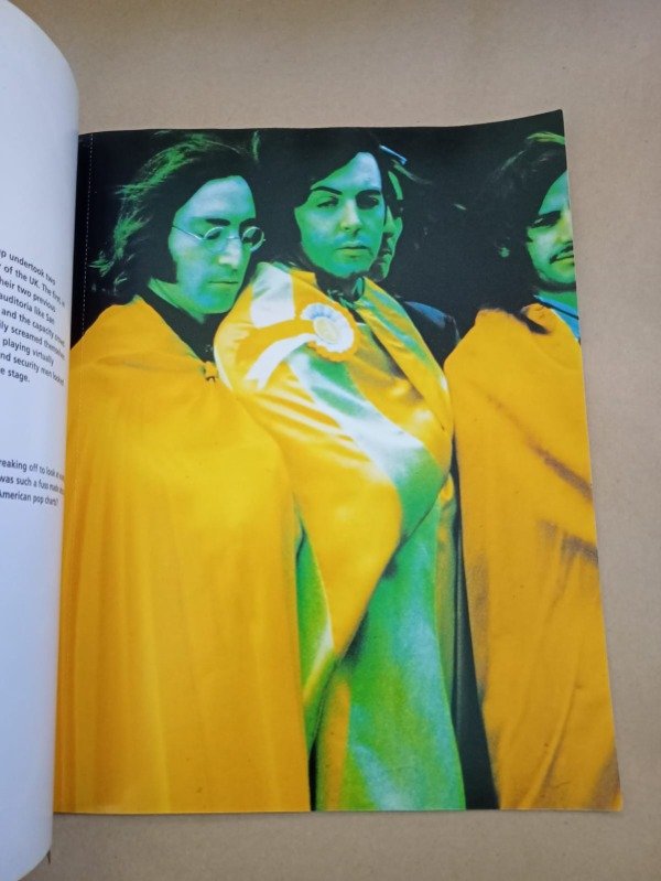 Producto - The Beatles photo book tear out - Oliver Books 1993 - 3