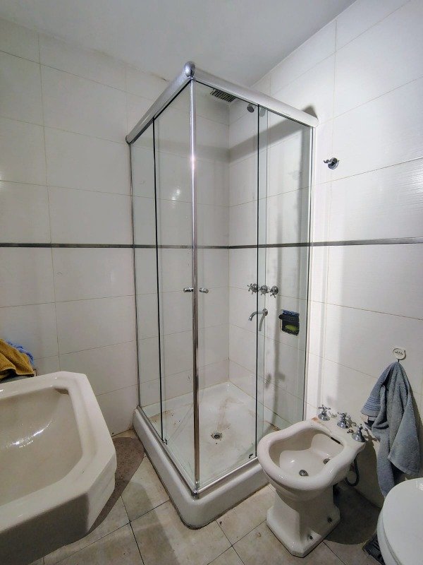 Producto - Box Cabina de ducha sin receptáculo vidrios templados  Medidas 2000 x 700 x 700 - 1