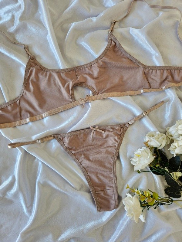 Producto - CONJUNTO DE LYCRA BEIGE (A06 A)