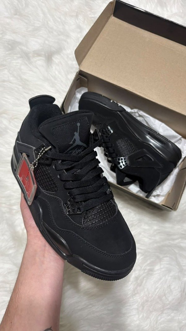 Producto - JORDAN RETRO 4 BLACK CAT - 1