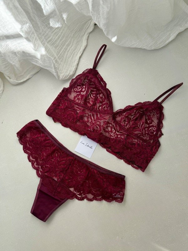 Producto - Set JULIETA bordo