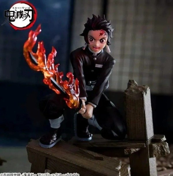 Producto - Figura Original Tanjiro Xross Demon Slayer Banpresto