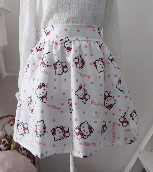 Producto - Falda Kitty (Edición limitada)