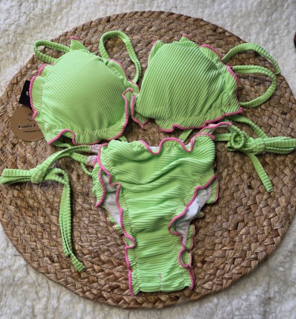 Producto - Bikini Importada Voladitos verde con rosa