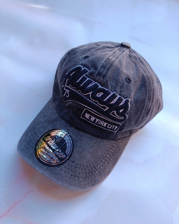 Producto - GORRO VINTAGE BORDADO 5