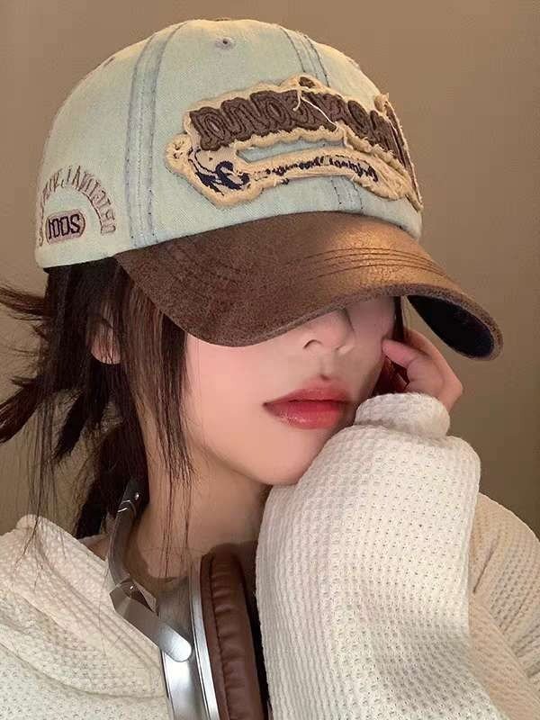 Producto - Gorra vintage celeste con marron