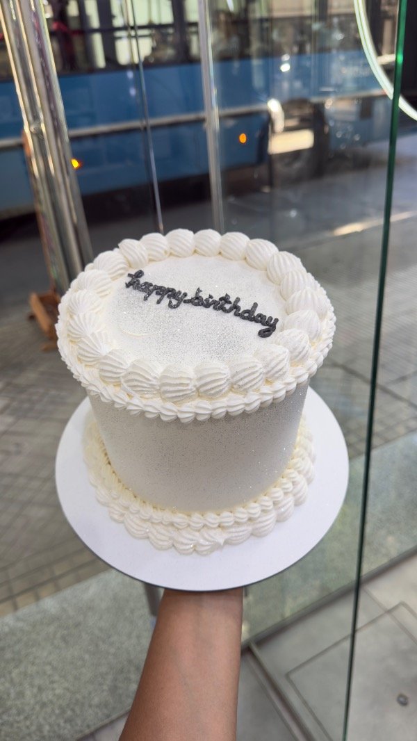 Producto - Torta alta con glitter