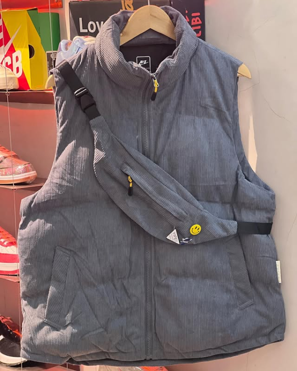 Producto - Chaleco Nike Corderoy Gris (Con Riñonera)