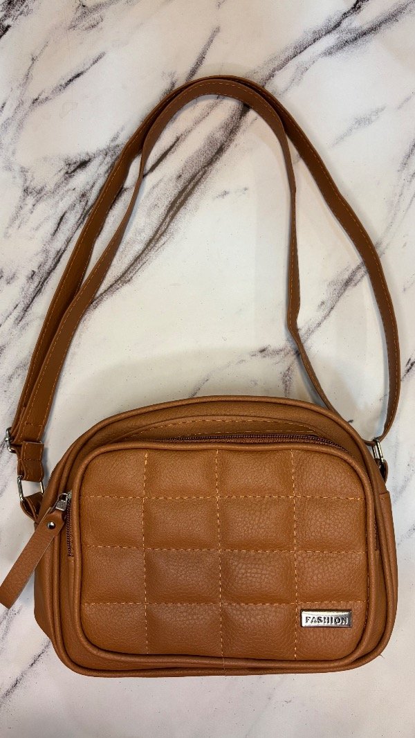 Producto - Bandolera fashion circular doble bolsillo marrón