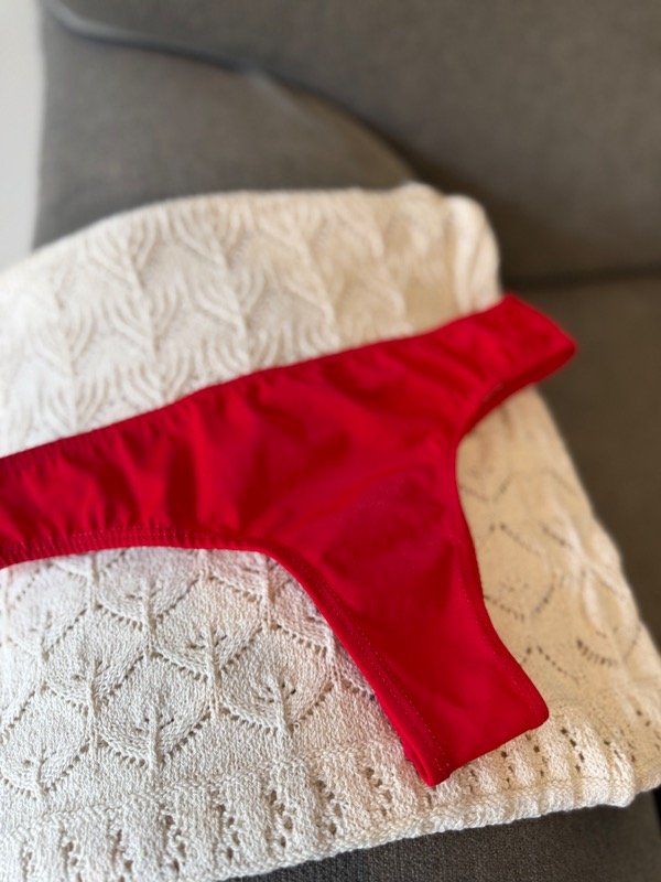 Producto - Less bikini fija roja