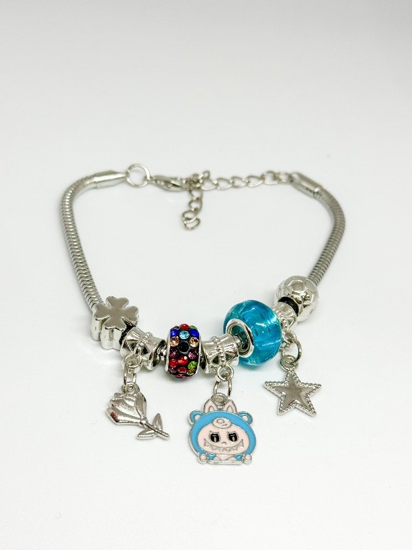 Producto - Pulsera charm con cierre p47
