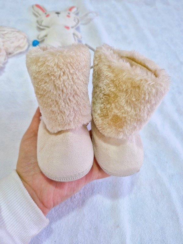 Producto - Botas pies beige