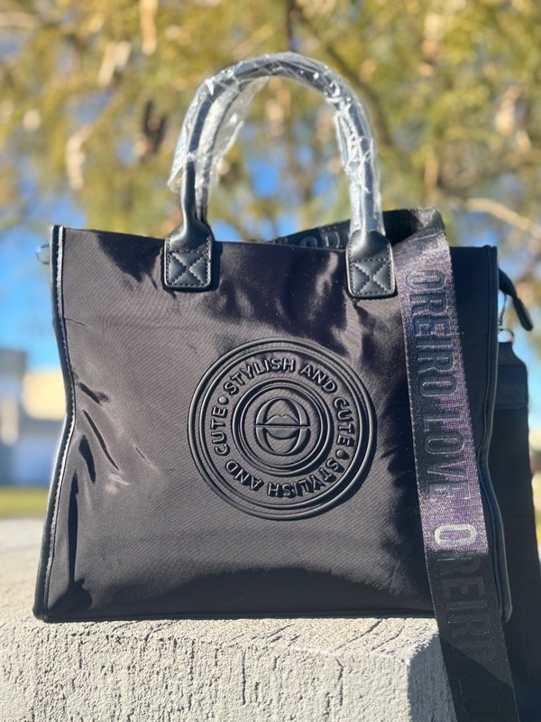 Producto - Cartera Oreiro Love microfibra Negro
