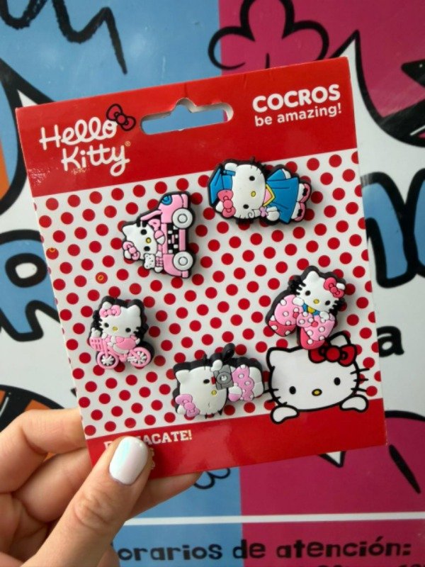 Producto - Pins para Crocs Kitty