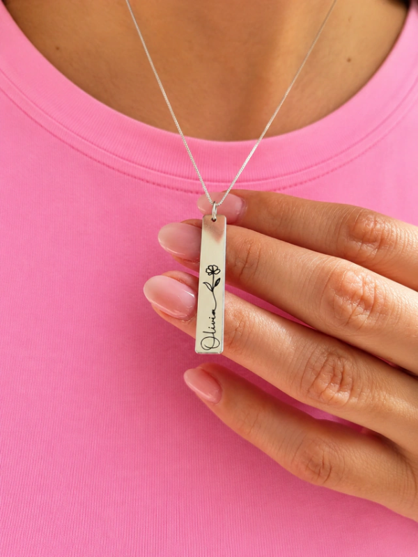 Producto - Collar Flowers con un grabado plata 925