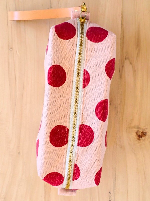 Producto - Necessaire box croma rosa - 2