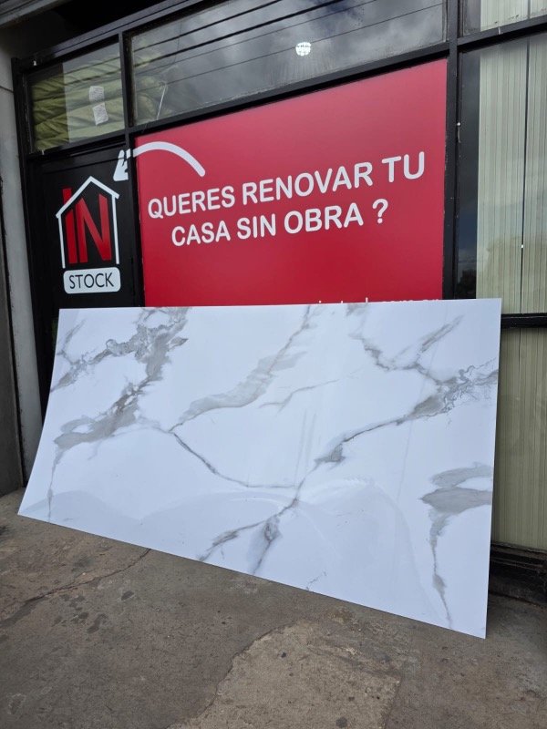 Producto - Placa pvc Calacatta 1.22 x 2.44 mt 3 mm espesor