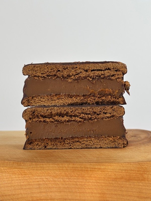 Producto - ALFAJOR CON DULCE DE LECHE Y RON