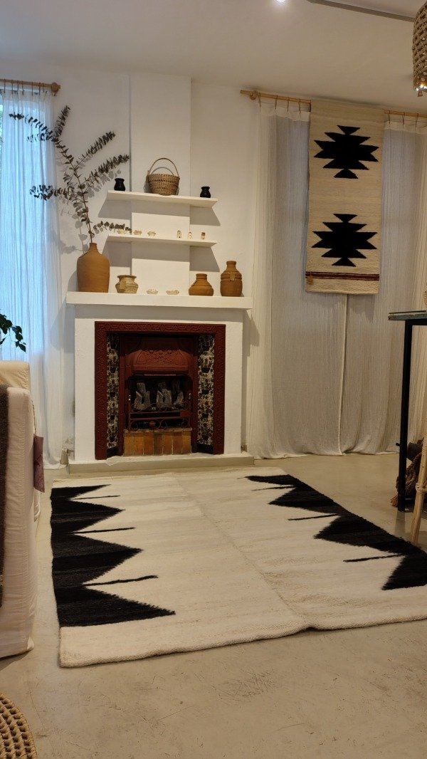 Producto - Tapiz Blanco y Negro