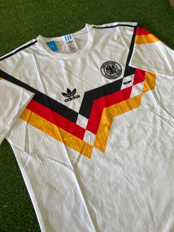 Producto - Alemania Local 1990 Retro