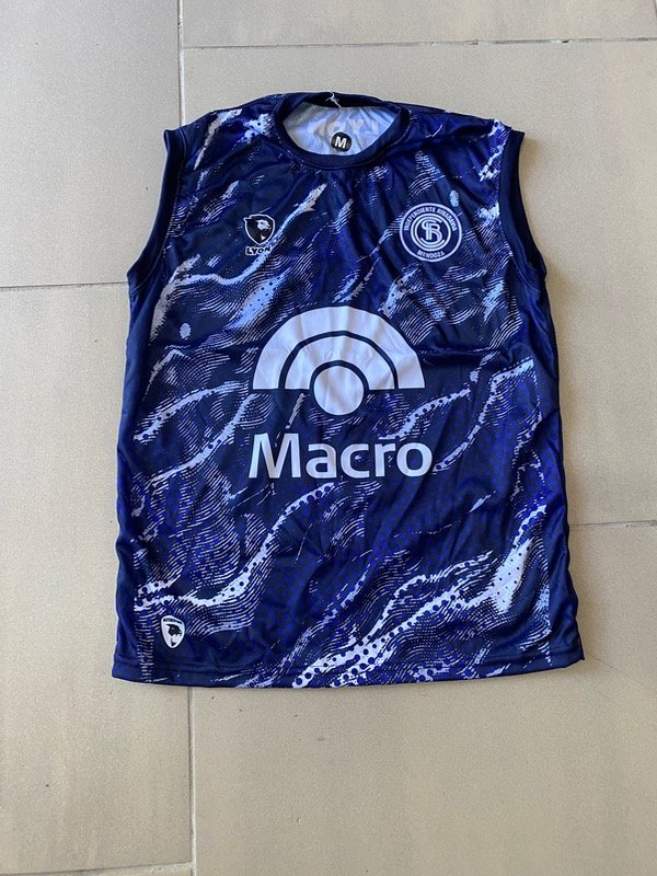 Producto - Musculosa de independiente de riv