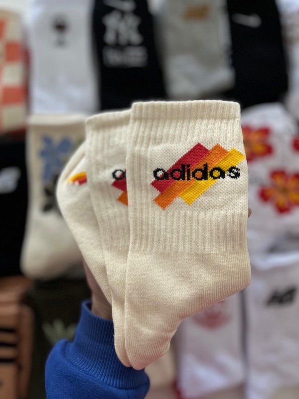 Producto - ADIDAS CREMA LOGO SUN