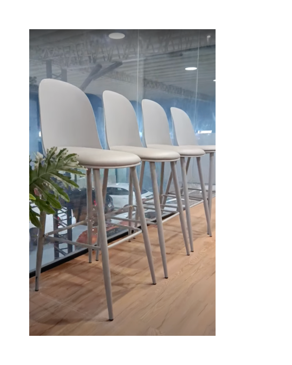 Producto - Banquetas altas Vita patas metálicas / Hay 4