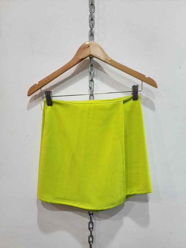 Producto - Short pollera crep verde lima