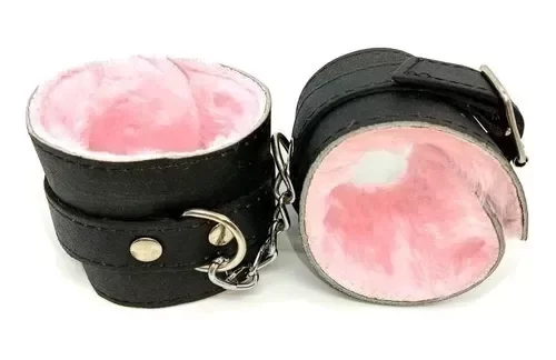 Producto - Esposa grande con cadena - 0