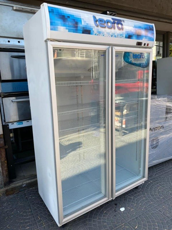 Producto - Heladera Exhibidora Vertical Teora 375 Dos Puertas