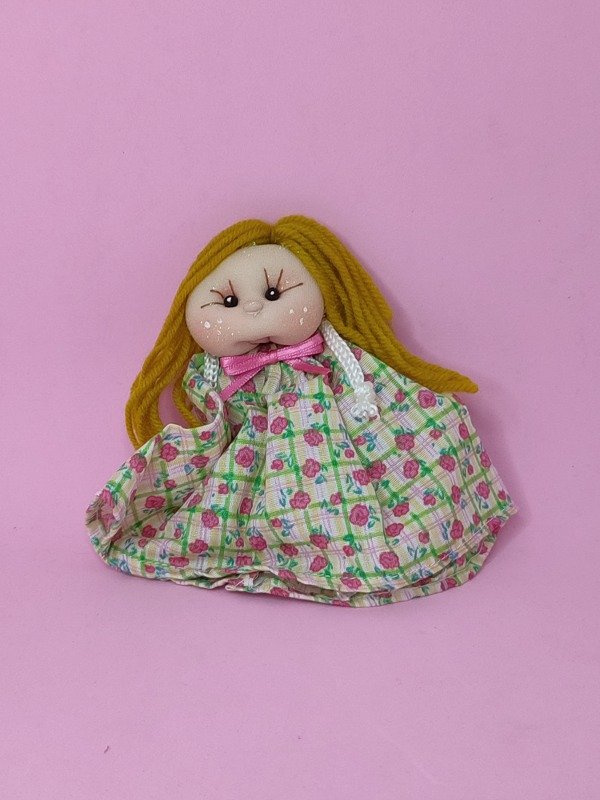 Producto - Muñequita amarilla