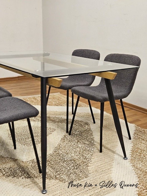 Producto - JUEGO DE MESA Y SILLAS MIA