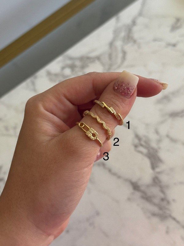 Producto - ANILLOS TALLE 20 ACERO DORADO