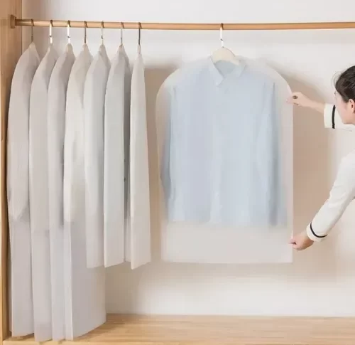 Producto - Funda para ropa en percha