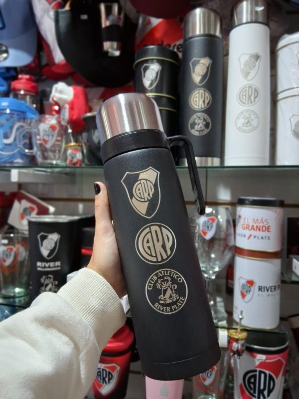 Producto - Termo con manija RIVER Negro