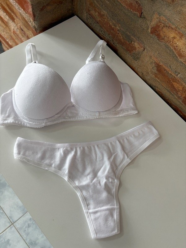 Producto - Conjunto con aro y algodón