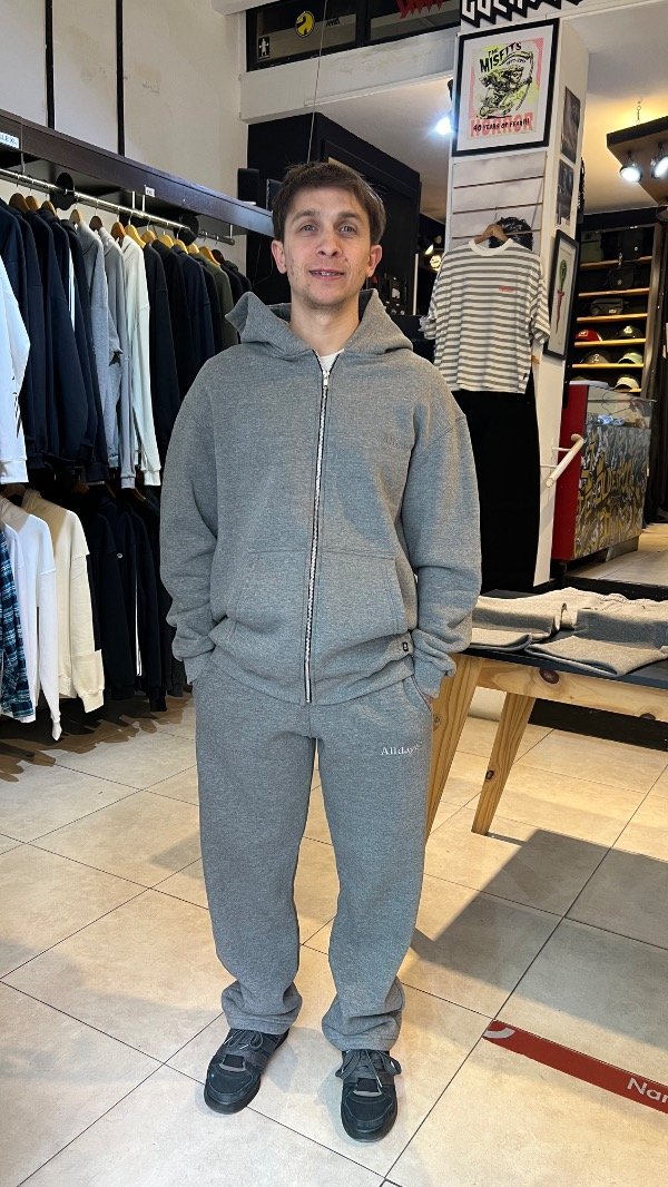Producto - JOGGING BAGGY ALLDAY - 3